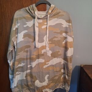 Aerie Women's Camouflage Hoodie Size S
